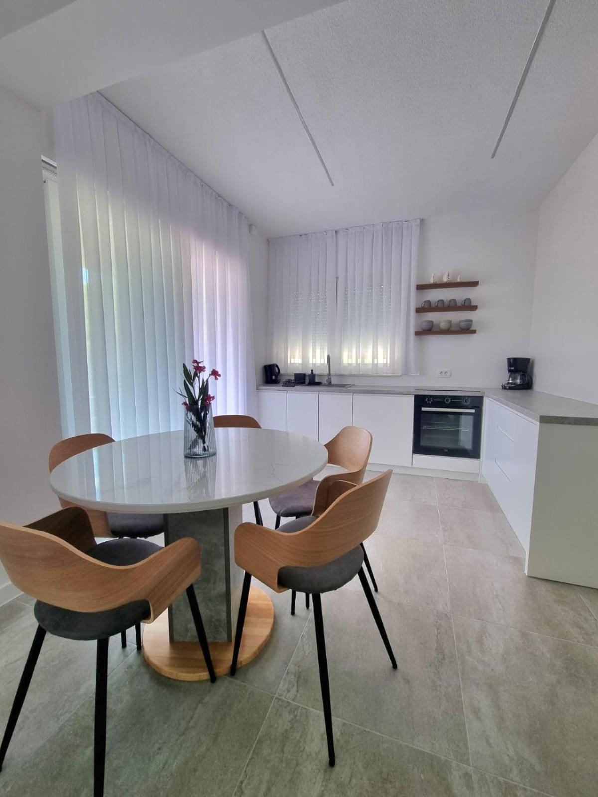 Appartement Adria Mare à Crikvenica Extérieur photo